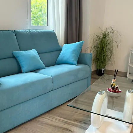 Emma Di Dom wakacyjny