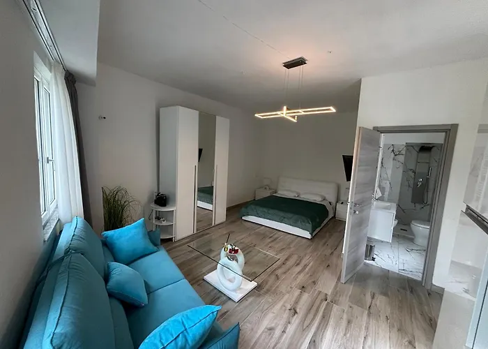 Emma Di Prázdninový dům *